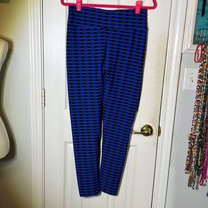 Booty accenting leggings